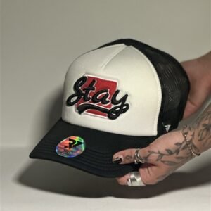 GORRA NEGRA, BLANCA Y ROJA DREAMING